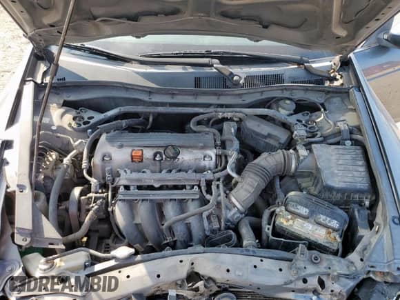 2010 Honda Accord EX-L z VIN 1HGCP2F83AA066282, wystawiony jako Copart lot #84061495 z przebiegiem Nie podano mil oraz Szkoda całkowita • Salvage title. Historia ofert i sprzedaży dostępna na DreamBid. Obrazek 11.