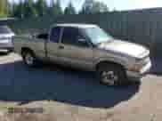2000 Chevrolet S-10 LS с VIN 1GCDT19WXY8310207, выставлен на аукционе Copart как лот 66741795 с пробегом 249 889 миль миль и Чистый • Clean title. История ставок и продаж доступна на DreamBid. Изображение 4.
