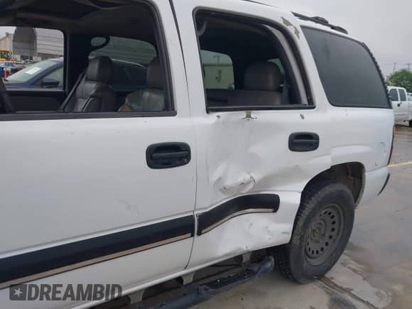 2001 Chevrolet Tahoe LT с VIN 1GNEC13T61R122004, выставлен на аукционе IAAI как лот 41905499 с пробегом 207 256 миль миль и . История ставок и продаж доступна на DreamBid. Изображение 18.