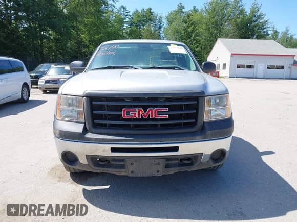 2011 GMC Sierra 1500 Work Truck z VIN 1GTN2TEX9BZ343167, wystawiony jako IAAI lot #42782622 z przebiegiem 88 950 mil mil oraz . Historia ofert i sprzedaży dostępna na DreamBid. Obrazek 12.