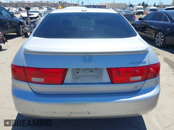 2005 Honda Accord EX-L with VIN 1HGCM56885A104573, listed as a IAAI auction lot 42832202 with 223,109 mi miles and . Bid and sale history available at DreamBid. Image 16.
