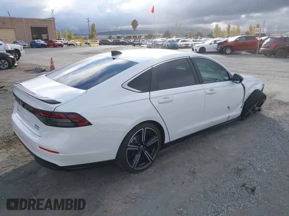 2023 Honda Accord Sport с VIN 1HGCY2F58PA042863, выставлен на аукционе IAAI как лот 43194628 с пробегом 15 837 миль миль и . История ставок и продаж доступна на DreamBid. Изображение 4.