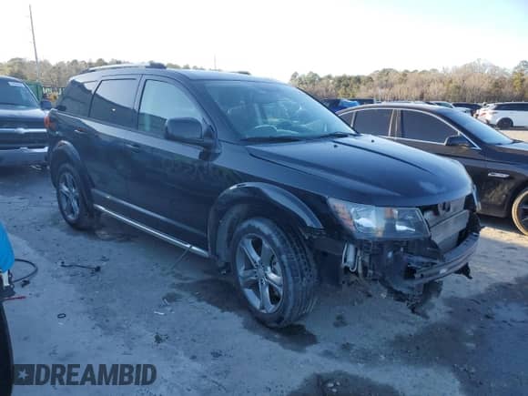 2016 Dodge Journey Crossroad z VIN 3C4PDCGB1GT146691, wystawiony jako Copart lot #47926875 z przebiegiem Nie podano mil oraz Szkoda całkowita • Salvage title. Historia ofert i sprzedaży dostępna na DreamBid. Obrazek 4.