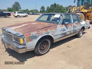 1985 Chevrolet Caprice Classic Brougham с VIN 1G1BN69Z6FY185317, выставлен на аукционе IAAI как лот 42032298 с пробегом 4 311 миль миль и . История ставок и продаж доступна на DreamBid. Изображение 2.