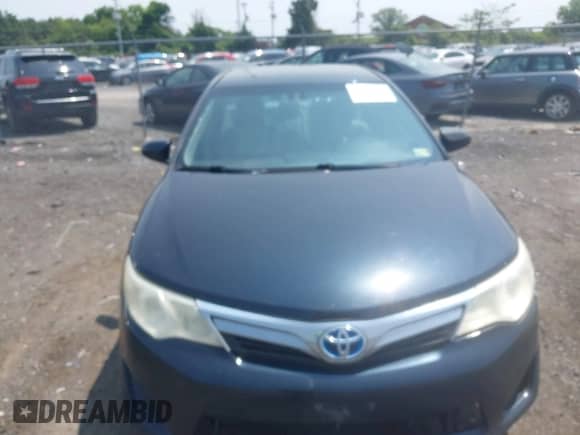 2013 Toyota Camry LE z VIN 4T1BD1FK9DU092389, wystawiony jako IAAI lot #42423524 z przebiegiem 312 006 mil mil oraz . Historia ofert i sprzedaży dostępna na DreamBid. Obrazek 12.