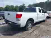 2013 Toyota Tundra z VIN 5TFRU5F14DX029880, wystawiony jako IAAI lot #43081536 z przebiegiem 198 758 mil mil oraz . Historia ofert i sprzedaży dostępna na DreamBid. Obrazek 4.