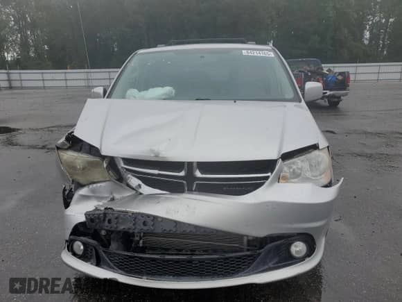 2011 Dodge Grand Caravan Crew with VIN 2D4RN5DG0BR756341, listed as a Copart auction lot 84214165 with 172,683 mi miles and Salvage title. Bid and sale history available at DreamBid. Image 5.