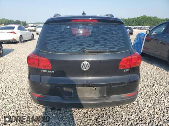 2017 Volkswagen Tiguan S с VIN WVGAV7AX5HK020668, выставлен на аукционе Copart как лот 60418325 с пробегом 141 830 миль миль и Чистый • Clean title. История ставок и продаж доступна на DreamBid. Изображение 6.