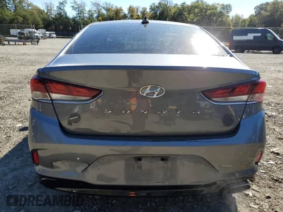 2018 Hyundai Sonata Sport with VIN 5NPE34AF4JH659257, listed as a Copart auction lot 86883975 with 207,380 mi miles and Clean title. Bid and sale history available at DreamBid. Image 6.