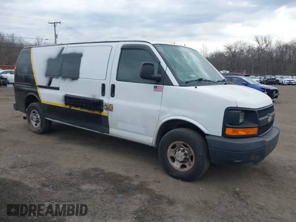 2009 Chevrolet Express Cargo с VIN 1GCHG39K691116282, выставлен на аукционе IAAI как лот 41705891 с пробегом 168 059 миль миль и . История ставок и продаж доступна на DreamBid. Изображение 1.
