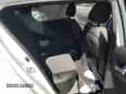 2013 Hyundai Veloster w/Gray Int z VIN KMHTC6AD9DU162101, wystawiony jako Copart lot #71926675 z przebiegiem 44 981 mil mil oraz Szkoda całkowita • Salvage title. Historia ofert i sprzedaży dostępna na DreamBid. Obrazek 10.