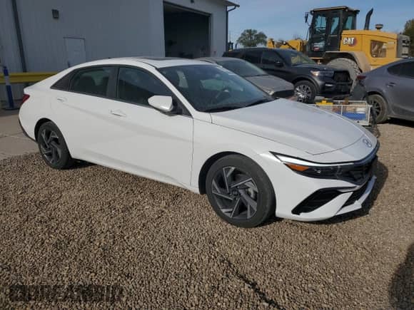 2025 Hyundai Elantra SEL Convenience z VIN KMHLS4DG9SU881472, wystawiony jako Copart lot #89738685 z przebiegiem 29 457 mil mil oraz Czysty tytuł • Clean title. Historia ofert i sprzedaży dostępna na DreamBid. Obrazek 4.