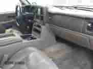 2004 Chevrolet Suburban LS with VIN 3GNEC16Z94G255974, listed as a IAAI auction lot 41439287 with Not provided miles and . Bid and sale history available at DreamBid. Image 5.