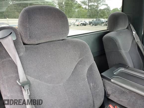 2000 GMC Sierra 1500 SL с VIN 1GTEC14W7YZ222401, выставлен на аукционе Copart как лот 51982835 с пробегом 142 540 миль миль и Списание • Salvage title. История ставок и продаж доступна на DreamBid. Изображение 10.