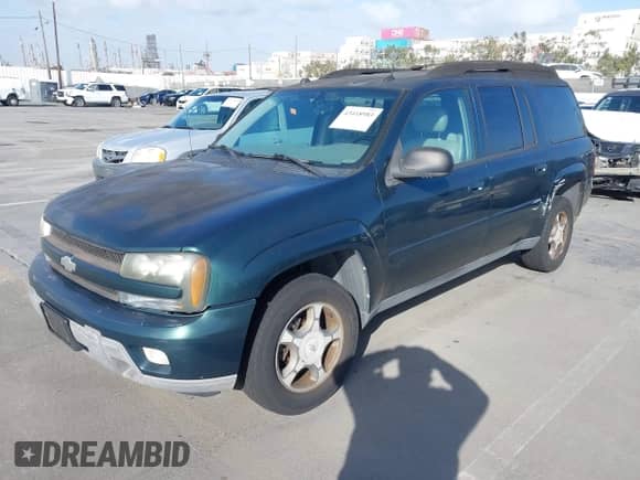 2005 Chevrolet TrailBlazer LT with VIN 1GNES16S556123626, listed as a IAAI auction lot 43418983 with 137,410 mi miles and . Bid and sale history available at DreamBid. Image 2.