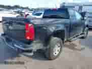 2019 Chevrolet Colorado 2WD Work Truck z VIN 1GCHSBEA2K1229027, wystawiony jako IAAI lot #43289525 z przebiegiem 111 338 mil mil oraz . Historia ofert i sprzedaży dostępna na DreamBid. Obrazek 4.