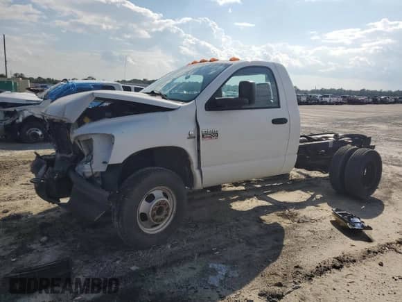 2007 Dodge RAM с VIN 3D6WG46A67G817079, выставлен на аукционе Copart как лот 70525704 с пробегом 164 984 миль миль и Списание • Salvage title. История ставок и продаж доступна на DreamBid. Изображение 1.