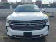 2021 Chevrolet Suburban Premier z VIN 1GNSKFKDXMR185737, wystawiony jako IAAI lot #42087355 z przebiegiem Nie podano mil oraz . Historia ofert i sprzedaży dostępna na DreamBid. Obrazek 12.