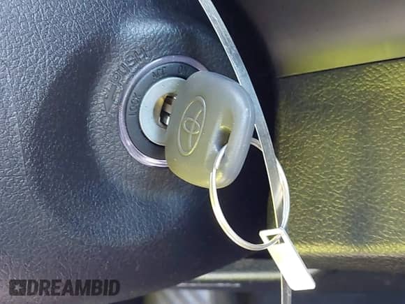 2017 Toyota Camry XLE с VIN 4T1BF1FK2HU718316, выставлен на аукционе IAAI как лот 43215103 с пробегом 85 052 миль миль и . История ставок и продаж доступна на DreamBid. Изображение 11.