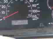 2005 Toyota Corolla LE z VIN 1NXBR32E55Z503530, wystawiony jako IAAI lot #43442609 z przebiegiem 188 021 mil mil oraz . Historia ofert i sprzedaży dostępna na DreamBid. Obrazek 14.