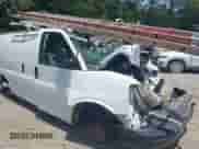 2019 Chevrolet Express Cargo z VIN 1GCWGAFP0K1351293, wystawiony jako IAAI lot #42499545 z przebiegiem Nie podano mil oraz . Historia ofert i sprzedaży dostępna na DreamBid. Obrazek 13.