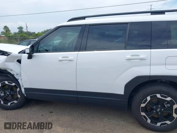 2025 Hyundai Santa Fe SEL with VIN 5NMP24GL9SH101377, listed as a IAAI auction lot 43038427 with 11,247 mi miles and . Bid and sale history available at DreamBid. Image 14.