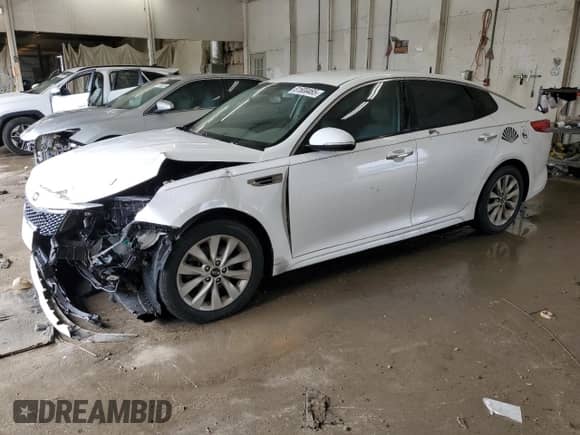 2016 Kia Optima EX с VIN 5XXGU4L32GG046065, выставлен на аукционе Copart как лот 85861175 с пробегом 202 057 миль миль и Списание • Salvage title. История ставок и продаж доступна на DreamBid. Изображение 1.