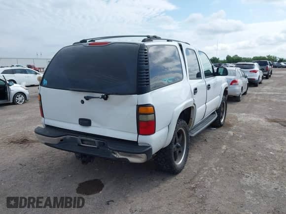 2004 Chevrolet Tahoe LT with VIN 1GNEK13Z64J225966, listed as a IAAI auction lot 42447617 with 165,332 mi miles and . Bid and sale history available at DreamBid. Image 4.