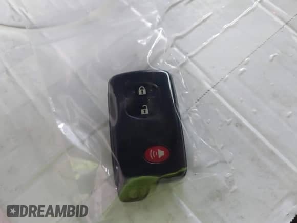 2015 Toyota Prius Two with VIN JTDKN3DU0F0470837, listed as a IAAI auction lot 43353303 with 128,704 mi miles and . Bid and sale history available at DreamBid. Image 11.