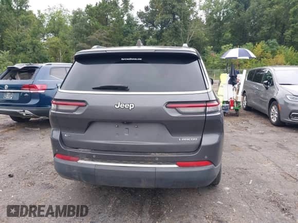 2023 Jeep Grand Cherokee Laredo z VIN 1C4RJJAG8P8714590, wystawiony jako IAAI lot #43094713 z przebiegiem 65 034 mil mil oraz . Historia ofert i sprzedaży dostępna na DreamBid. Obrazek 16.