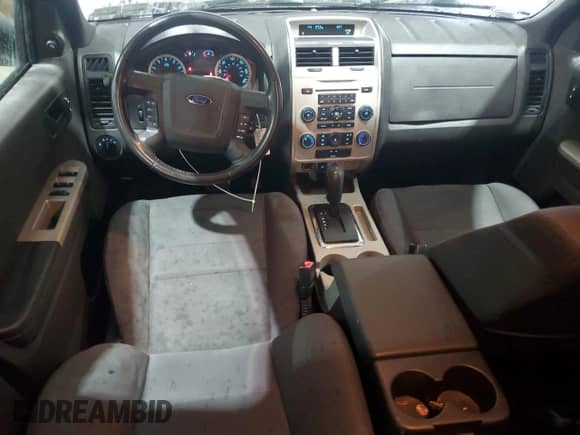 2011 Ford Escape XLT с VIN 1FMCU9DG9BKC35478, выставлен на аукционе Copart как лот 72022735 с пробегом 140 282 миль миль и Списание • Salvage title. История ставок и продаж доступна на DreamBid. Изображение 8.
