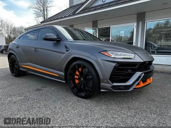 2019 Lamborghini Urus с VIN ZPBUA1ZLXKLA00924, выставлен на аукционе IAAI как лот 41893987 с пробегом 44 903 миль миль и . История ставок и продаж доступна на DreamBid. Изображение 1.