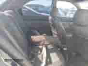 1996 Honda Accord EX z VIN 1HGCE667XTA019483, wystawiony jako IAAI lot #39625724 z przebiegiem 211 631 mil mil oraz . Historia ofert i sprzedaży dostępna na DreamBid. Obrazek 8.