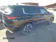 2022 Mitsubishi Outlander SE with VIN JA4J4UA84NZ031723, listed as a IAAI auction lot 43492417 with 113,752 mi miles and . Bid and sale history available at DreamBid. Image 4.