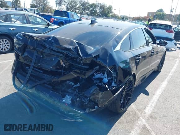 2022 Honda Accord Sport z VIN 1HGCV2F35NA018718, wystawiony jako IAAI lot #42677973 z przebiegiem 20 612 mil mil oraz . Historia ofert i sprzedaży dostępna na DreamBid. Obrazek 4.