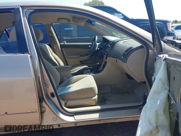 2003 Honda Accord LX with VIN 3HGCM56323G705352, listed as a IAAI auction lot 43196880 with Not provided miles and . Bid and sale history available at DreamBid. Image 5.