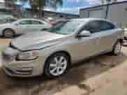 2016 Volvo S60 T5 Premier с VIN YV1612TK5G1399275, выставлен на аукционе Copart как лот 71801215 с пробегом 123 901 миль миль и Списание • Salvage title. История ставок и продаж доступна на DreamBid. Изображение 1.