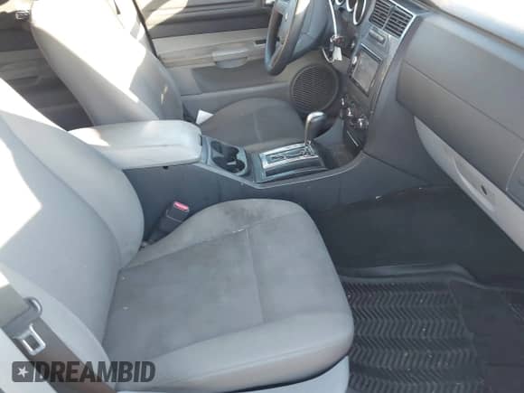 2007 Dodge Magnum with VIN 2D4FV47V97H620987, listed as a IAAI auction lot 43484646 with 169,501 mi miles and . Bid and sale history available at DreamBid. Image 5.