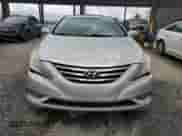 2014 Hyundai Sonata SE с VIN 5NPEC4AB9EH909112, выставлен на аукционе Copart как лот 85568055 с пробегом 120 529 миль миль и Списание • Salvage title. История ставок и продаж доступна на DreamBid. Изображение 5.