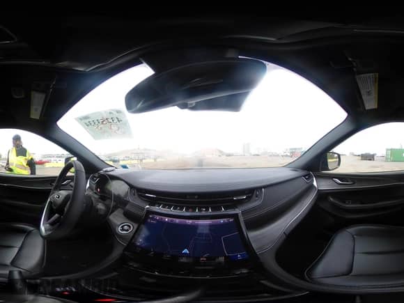 2024 Jeep Grand Cherokee Limited with VIN 1C4RJKBG1R8514173, listed as a IAAI auction lot 43253334 with 13,989 mi miles and . Bid and sale history available at DreamBid. Image 18.