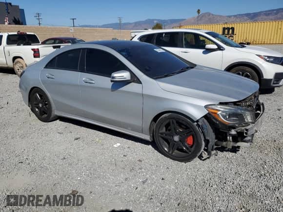 2014 Mercedes-Benz CLA 250 с VIN WDDSJ4EB7EN043838, выставлен на аукционе Copart как лот 82249215 с пробегом 126 723 миль миль и Списание • Salvage title. История ставок и продаж доступна на DreamBid. Изображение 4.