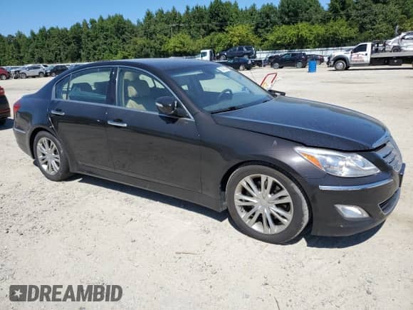 2014 Hyundai Genesis 3.8L z VIN KMHGC4DD3EU265095, wystawiony jako Copart lot #70248004 z przebiegiem 120 669 mil mil oraz Czysty tytuł • Clean title. Historia ofert i sprzedaży dostępna na DreamBid. Obrazek 4.