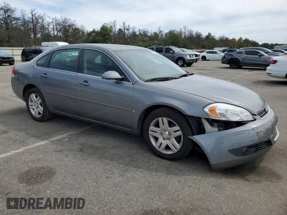 2007 Chevrolet Impala LT z VIN 2G1WC58R479103433, wystawiony jako Copart lot #70121125 z przebiegiem 137 696 mil mil oraz Szkoda całkowita • Salvage title. Historia ofert i sprzedaży dostępna na DreamBid. Obrazek 4.