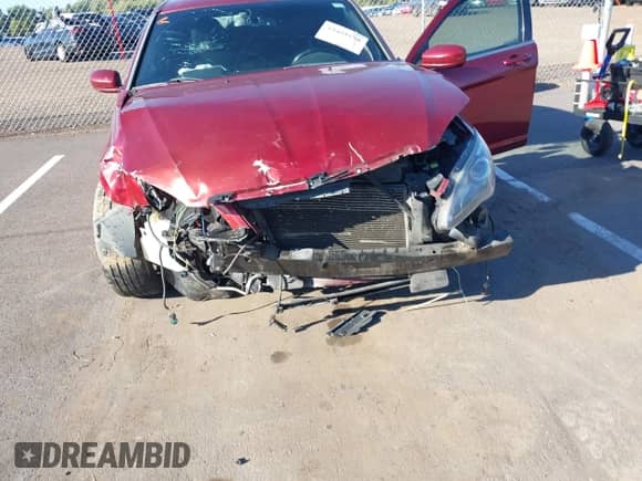 2014 Chrysler 200 Touring с VIN 1C3CCBBB3EN186551, выставлен на аукционе IAAI как лот 43405198 с пробегом 249 139 миль миль и . История ставок и продаж доступна на DreamBid. Изображение 6.