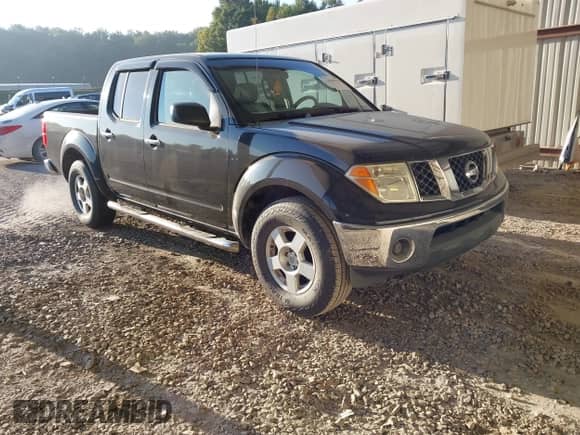2007 Nissan Frontier SE z VIN 1N6AD07U27C416669, wystawiony jako IAAI lot #43262121 z przebiegiem 237 034 mil mil oraz . Historia ofert i sprzedaży dostępna na DreamBid. Obrazek 1.