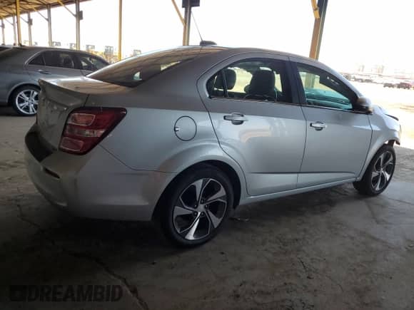 2019 Chevrolet Sonic Premier с VIN 1G1JF5SB0K4129973, выставлен на аукционе Copart как лот 65540035 с пробегом 109 324 миль миль и Списание • Salvage title. История ставок и продаж доступна на DreamBid. Изображение 3.