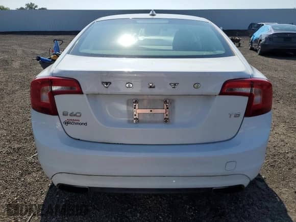 2015 Volvo S60 T5 Drive-E Premier with VIN YV126MFK1F1361158, listed as a Copart auction lot 66033065 with 82,623 mi miles and Clean title. Bid and sale history available at DreamBid. Image 6.