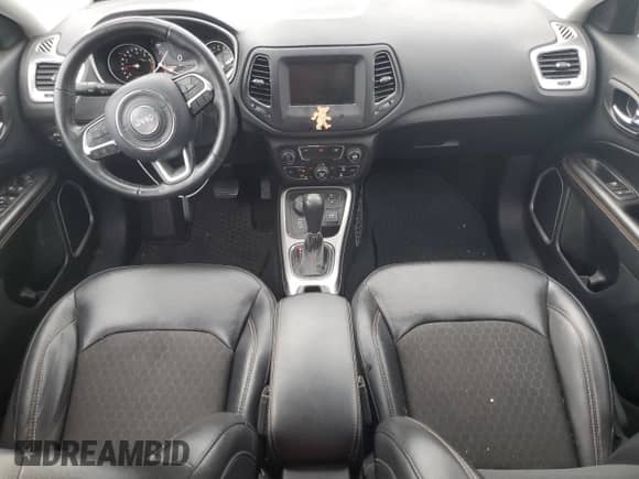 2019 Jeep Compass Latitude с VIN 3C4NJDBB4KT600731, выставлен на аукционе Copart как лот 81387255 с пробегом 74 131 миль миль и Чистый • Clean title. История ставок и продаж доступна на DreamBid. Изображение 8.