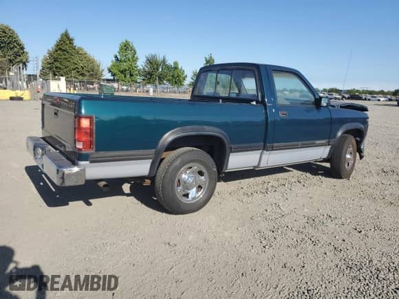 1994 Dodge Dakota SLT z VIN 1B7FL26X6RS616630, wystawiony jako Copart lot #67414375 z przebiegiem 164 960 mil mil oraz Szkoda całkowita • Salvage title. Historia ofert i sprzedaży dostępna na DreamBid. Obrazek 3.