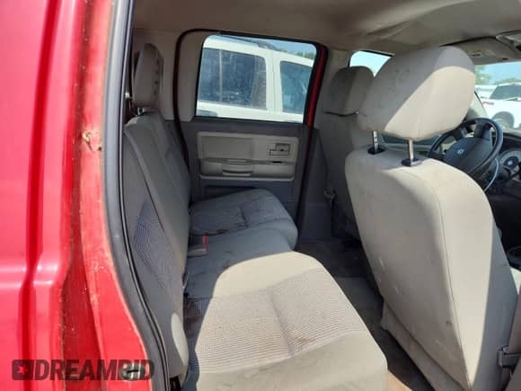 2007 Dodge Dakota SLT с VIN 1D7HE48K37S173310, выставлен на аукционе Copart как лот 64116395 с пробегом 195 951 миль миль и Чистый • Clean title. История ставок и продаж доступна на DreamBid. Изображение 10.